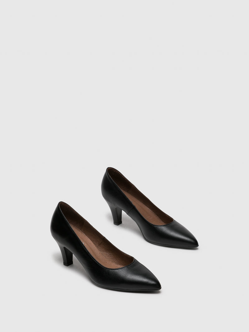 Foreva Black Leather Pointed Toe Pumps