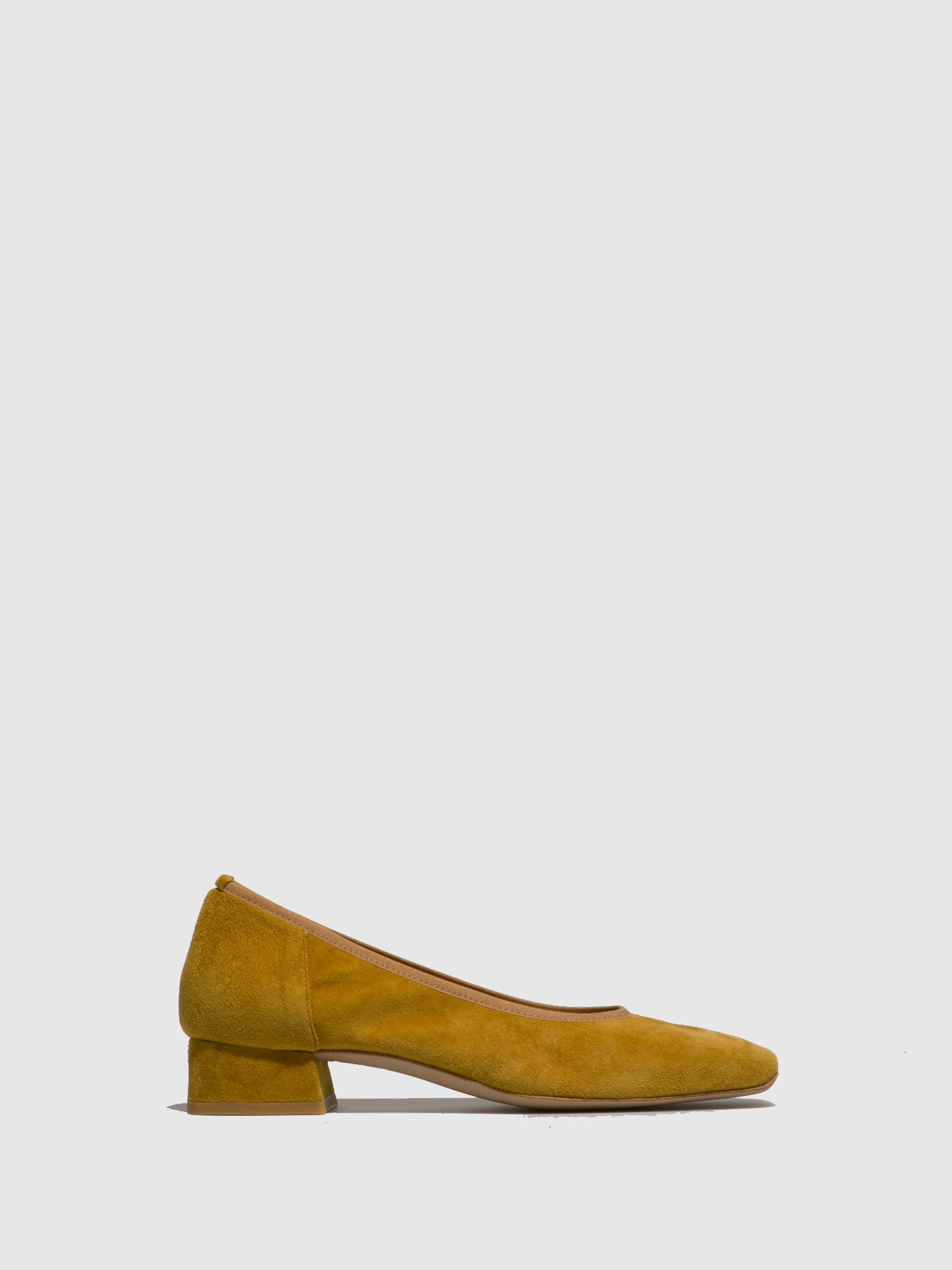 Perlato Yellow Round Toe Pumps