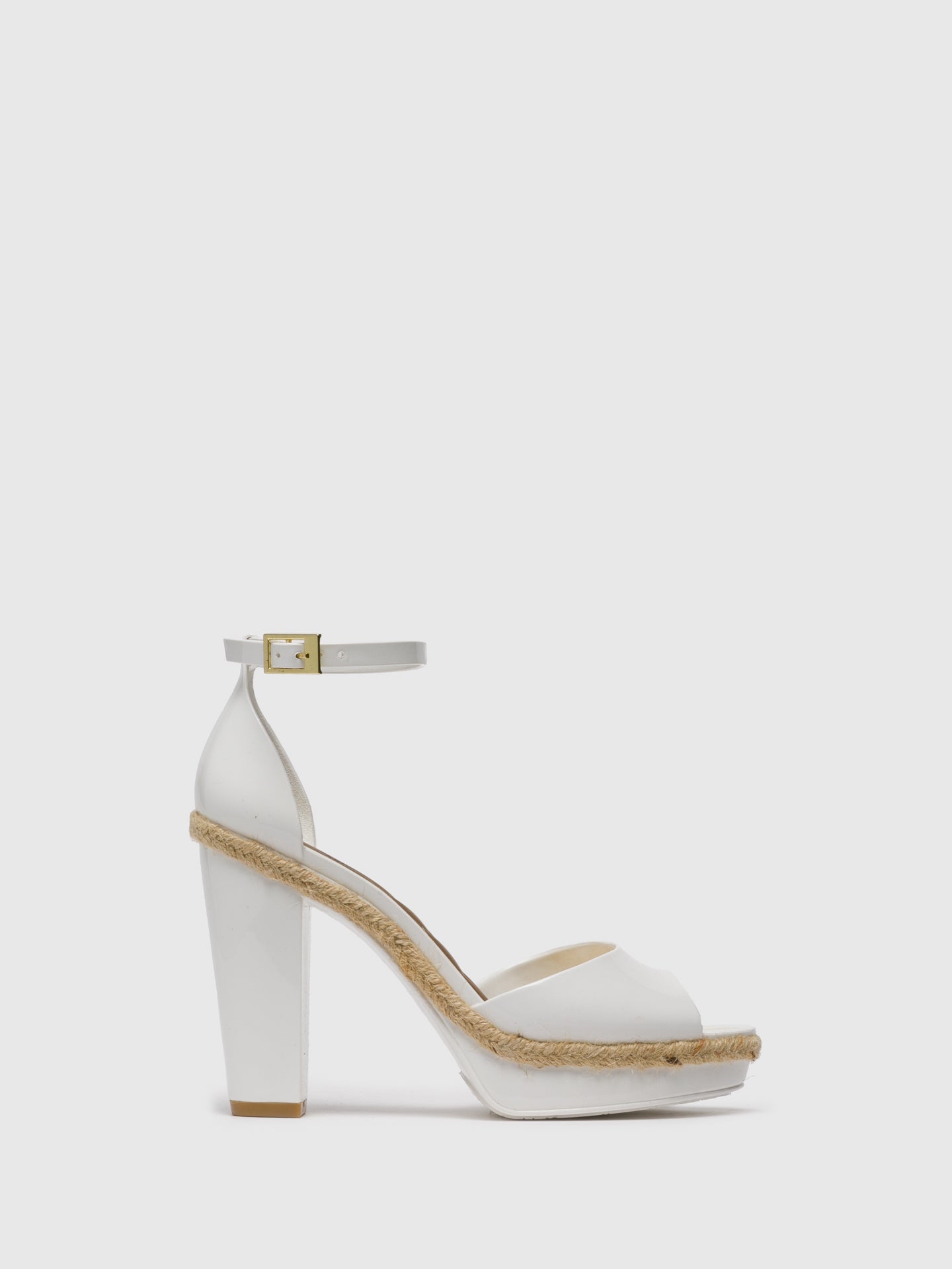 Petite Jolie By Parodi White Sling-Back Pumps Sandals