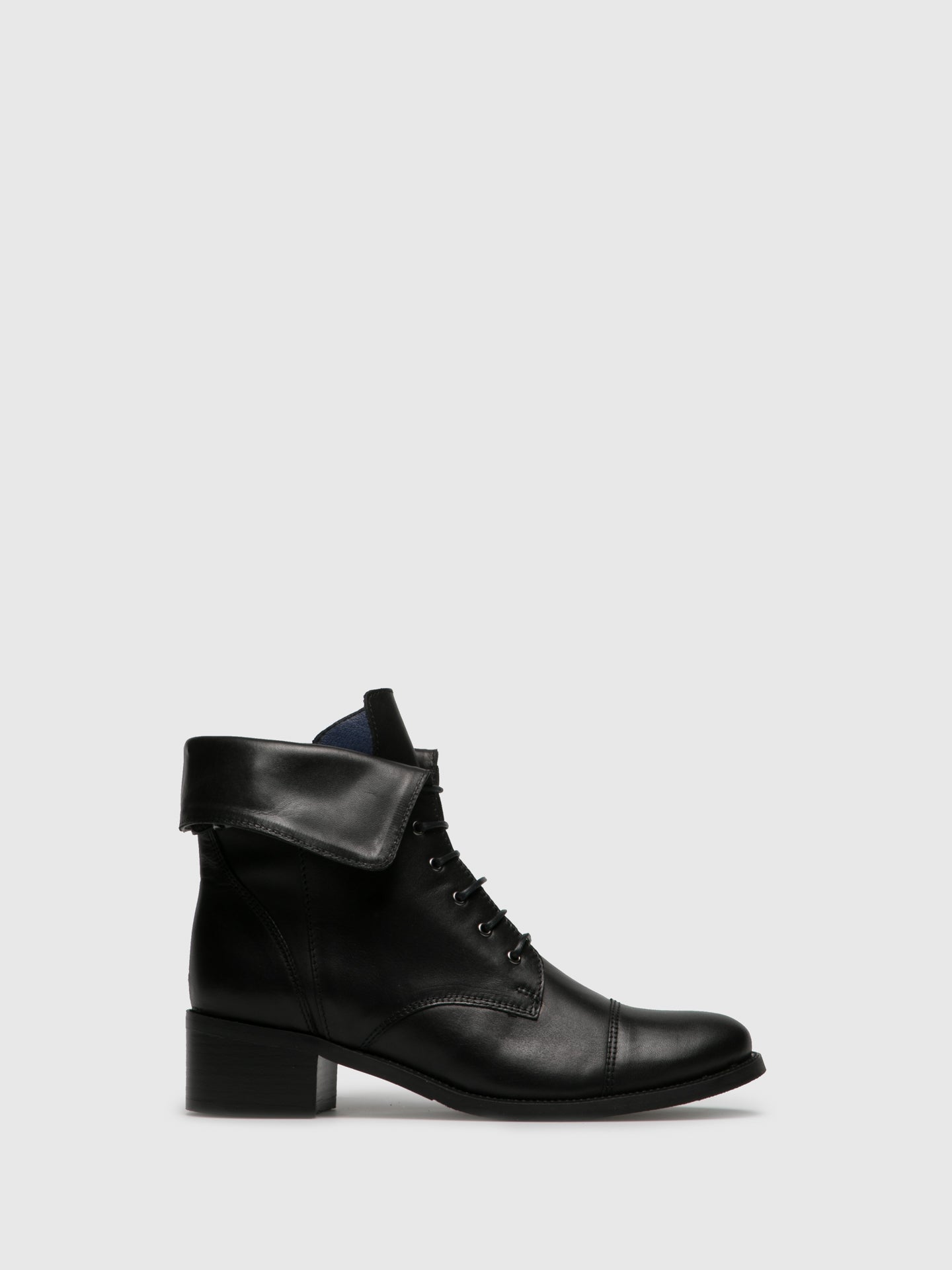 PintoDiBlu Black Leather Lace-up Ankle Boots