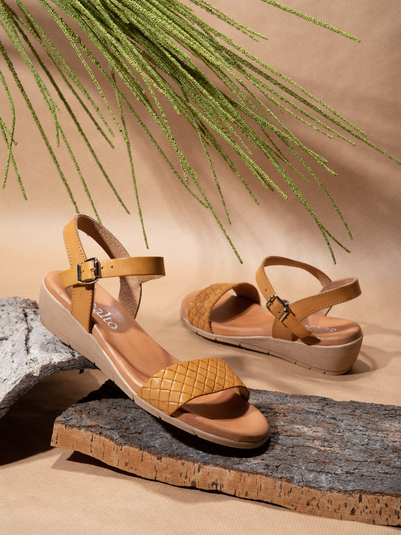 Sotoalto Yellow Sling-Back Sandals