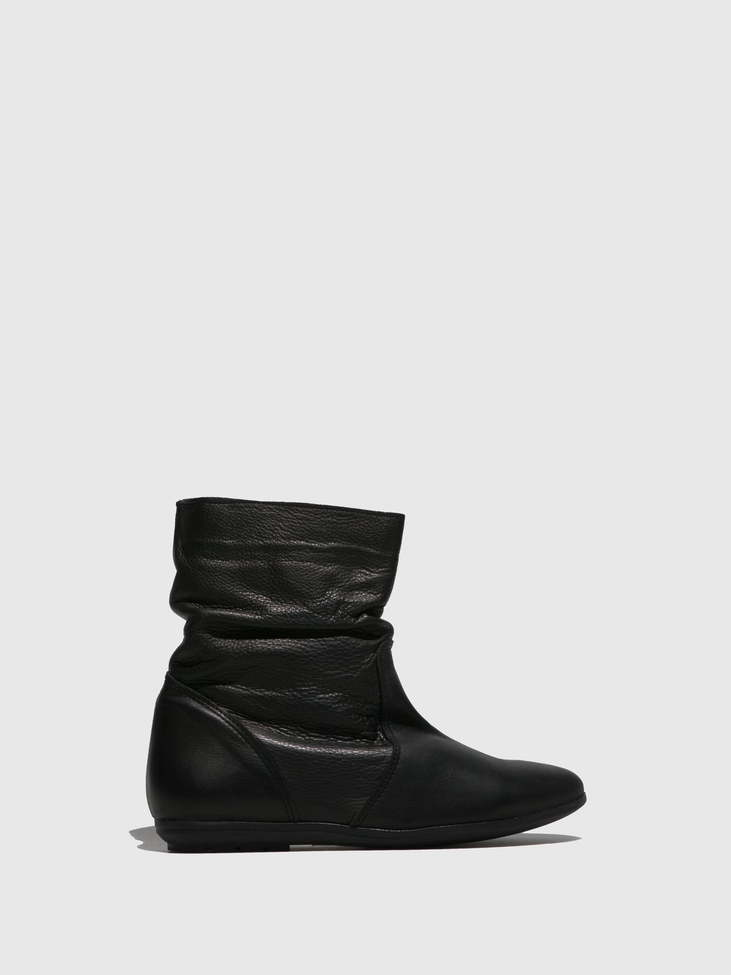 Sotoalto Black Round Toe Ankle Boots