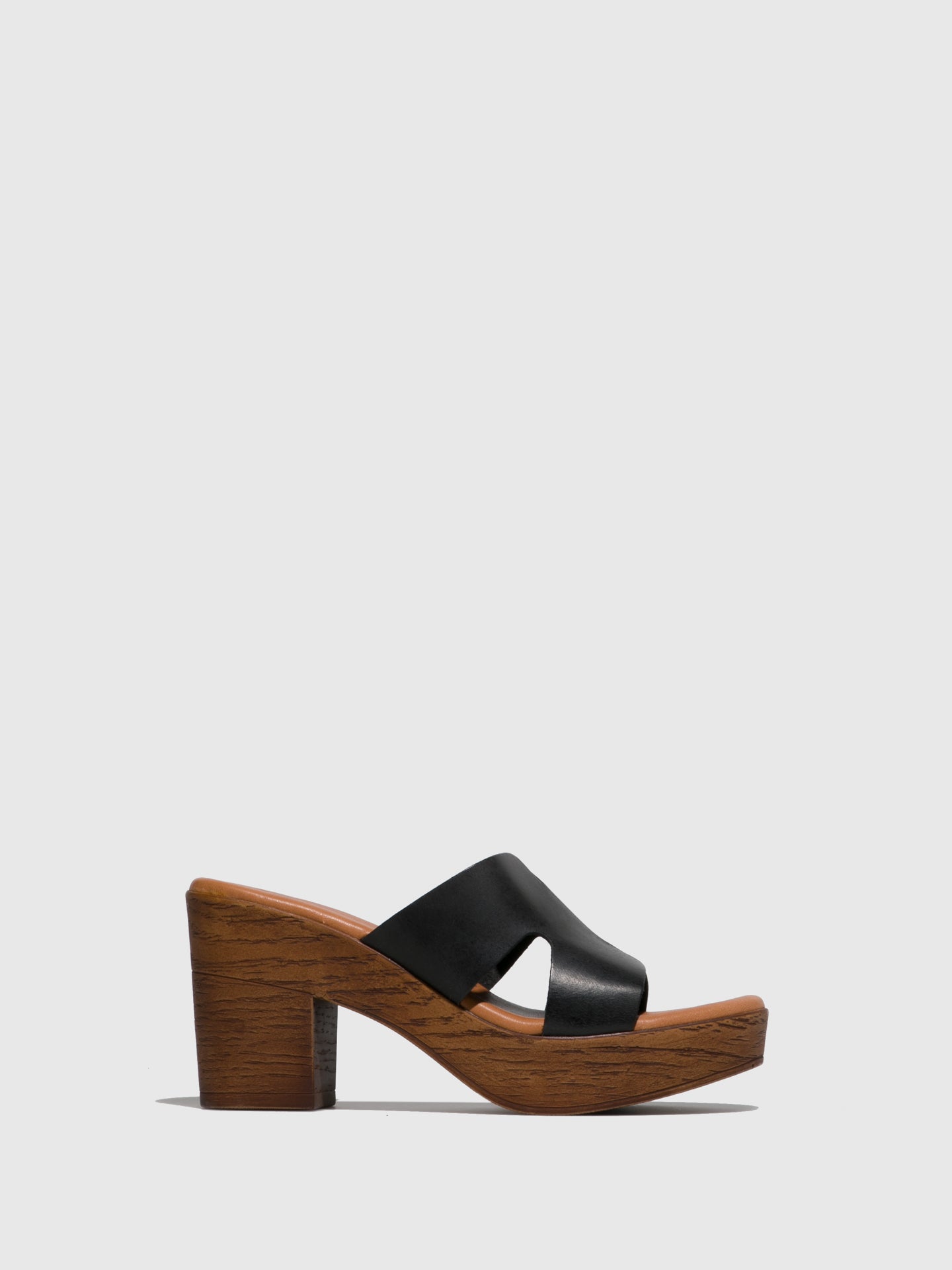 Sotoalto Black Round Toe Sandals