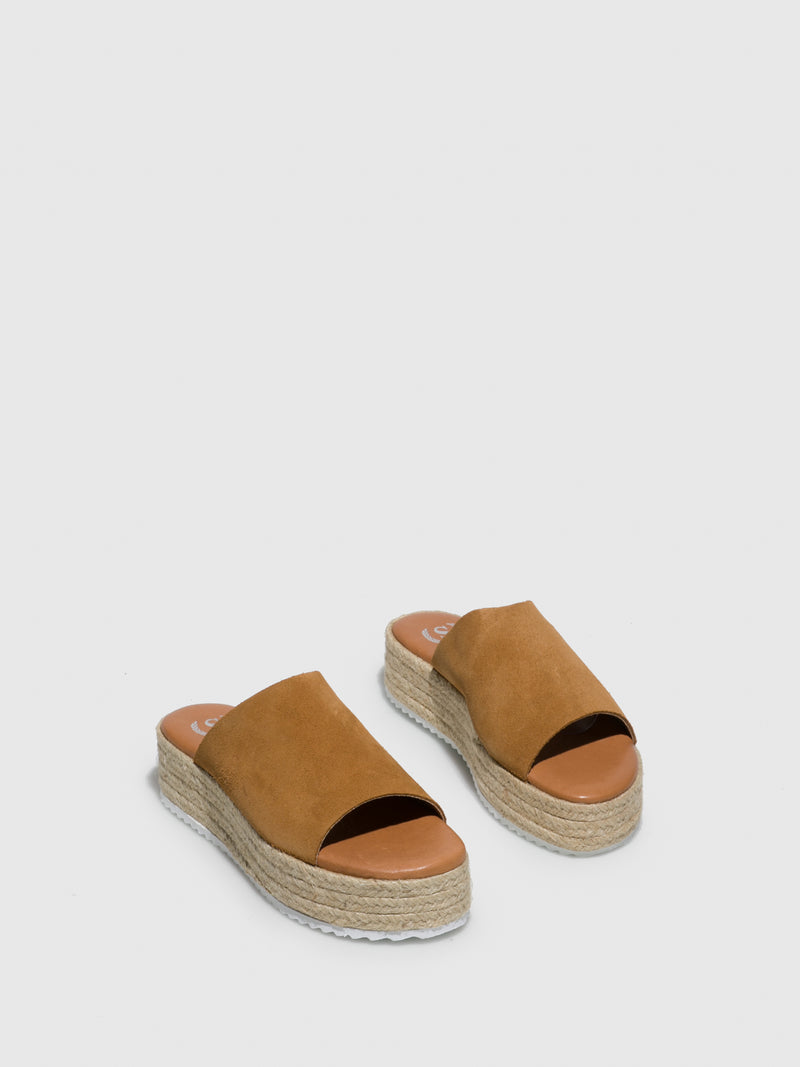 Sotoalto Brown Round Toe Sandals