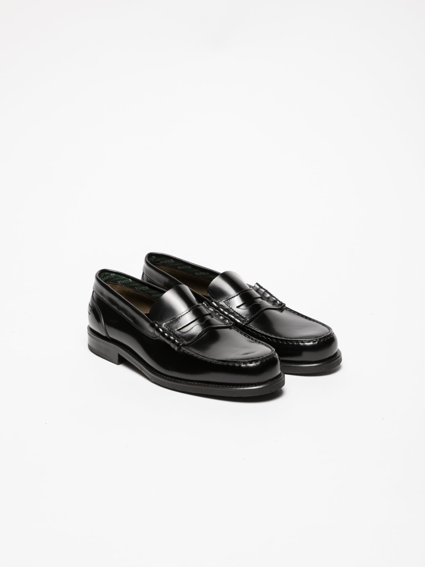 Yucca Black Loafers Shoes