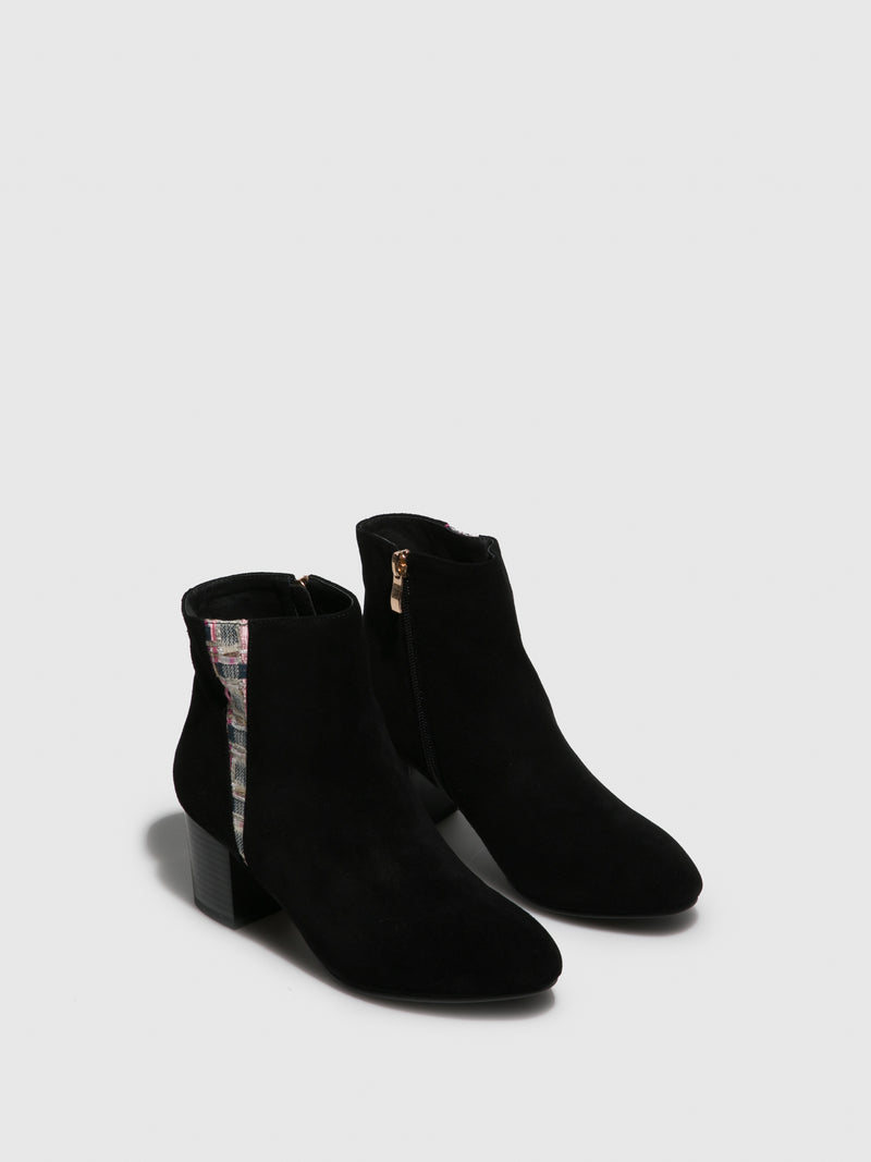Yull Black Round Toe Ankle Boots